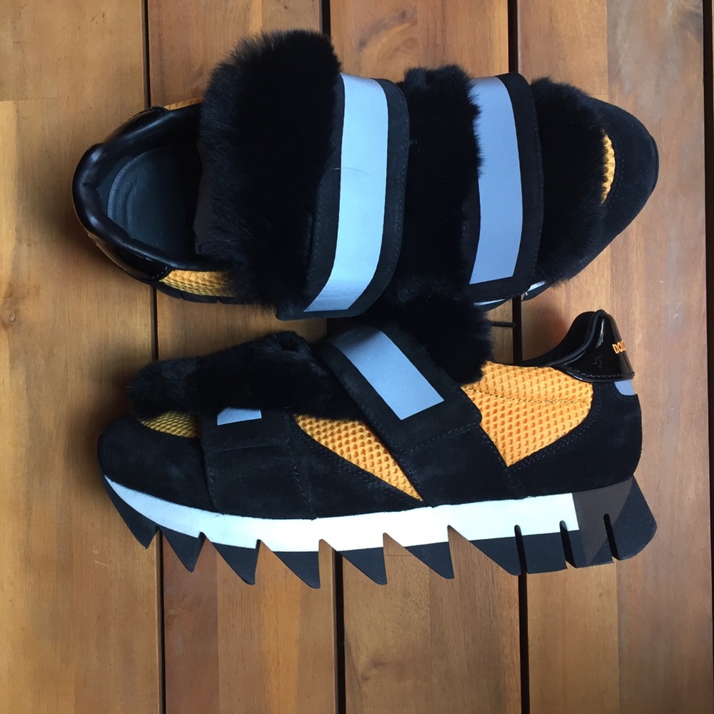 Dolce & Gabanna *RARE* Leather Fur Detail Sneakers
